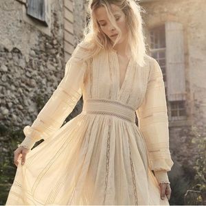 Doen Vicia Dress in Sandstone